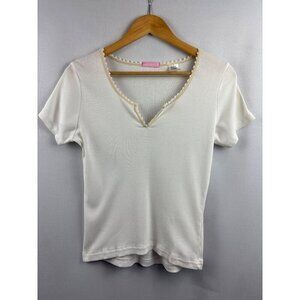 Women’s Sweet Heart Medium White Short Sleeve Shirt with Cream Neckline & Lavend